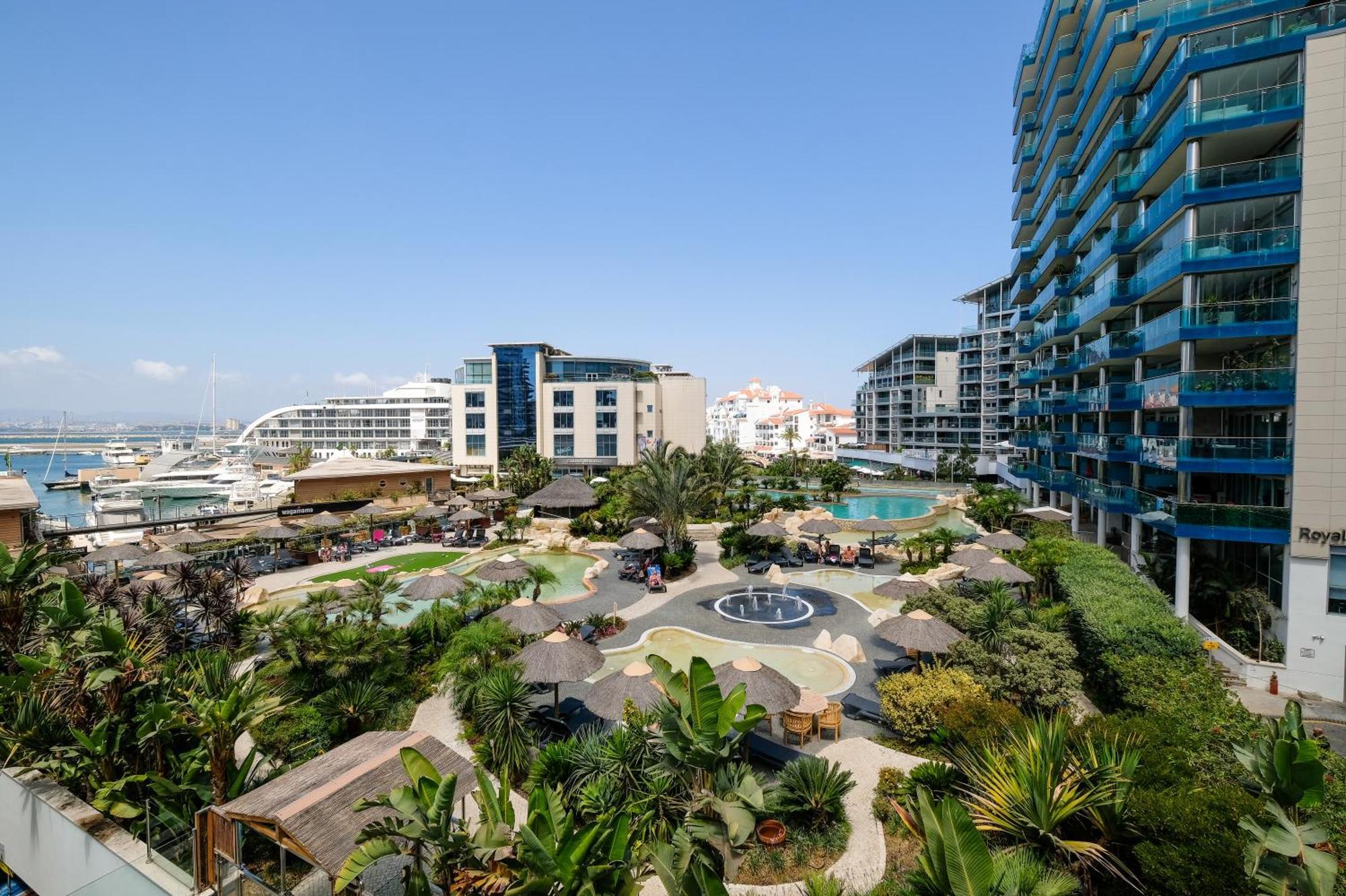 Ocean Village 2 Bedroom Apartment Gibraltar Eksteriør billede